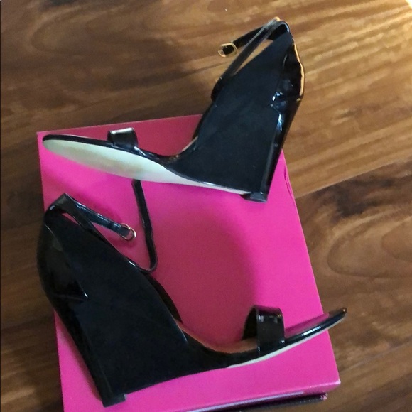 Ivanka Trump Shoes - Ivanka Trump black Shoes